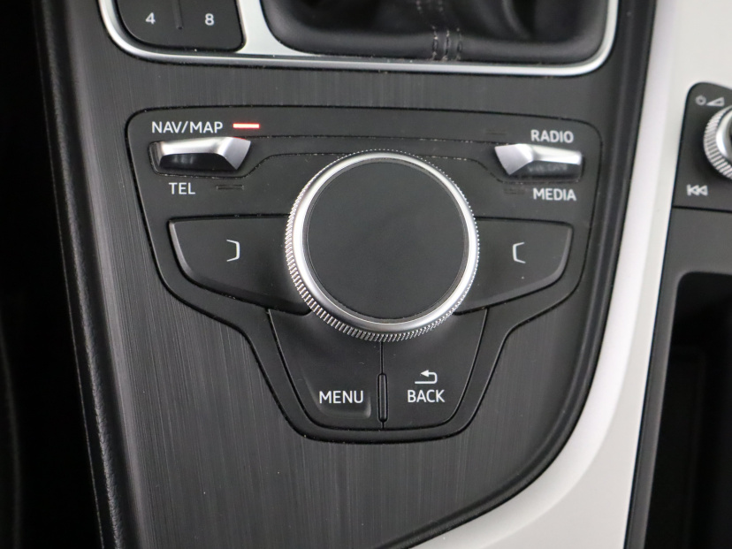 Audi A4, 2016