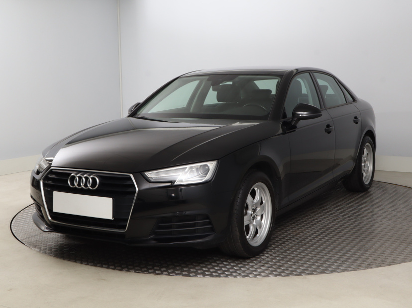 Audi A4, 2016