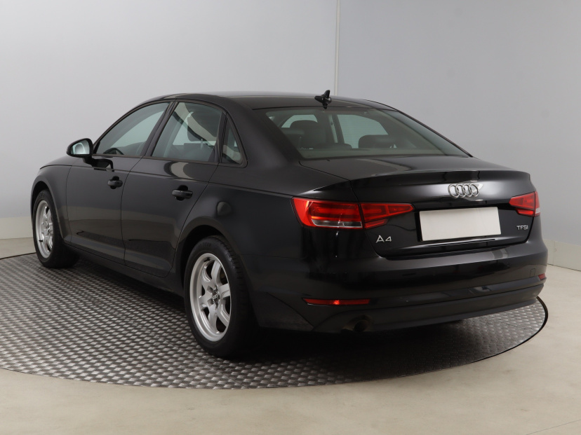 Audi A4, 2016