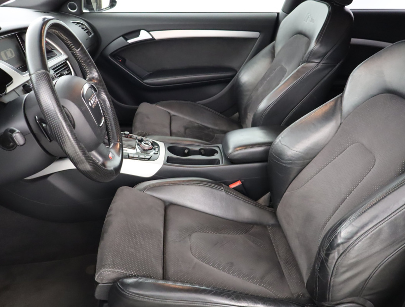 Audi A5, 2010