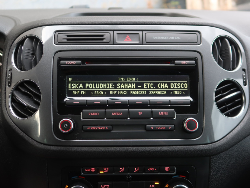 Volkswagen Tiguan, 2012