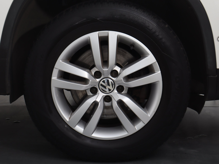 Volkswagen Tiguan, 2012