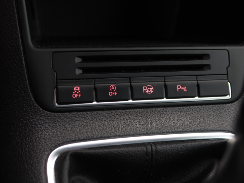 Volkswagen Tiguan, 2012