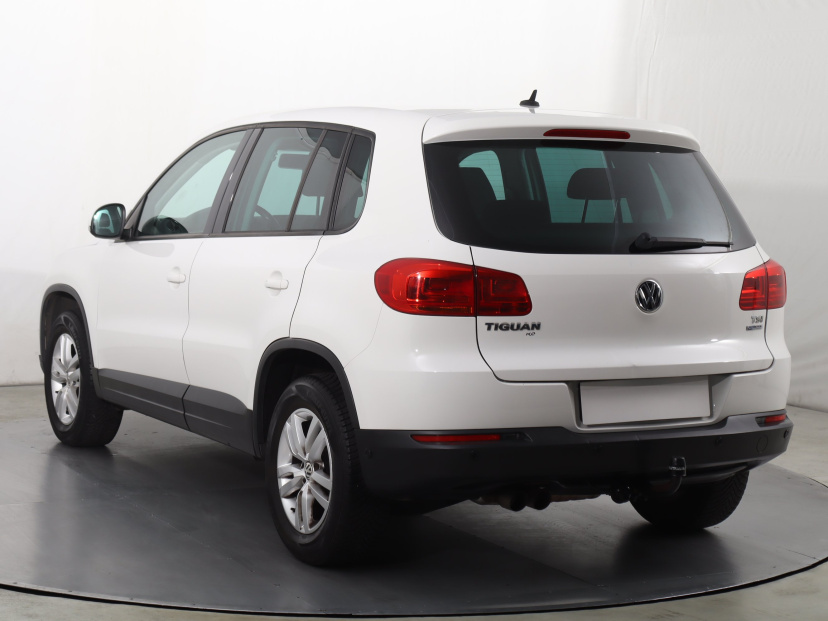 Volkswagen Tiguan, 2012