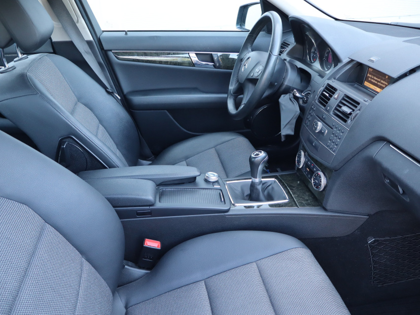 Mercedes-Benz C, 2011