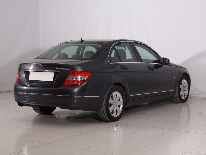Mercedes-Benz C, 2011