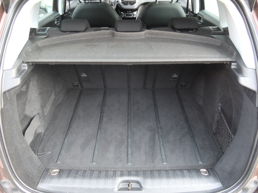 Peugeot 2008, 2013