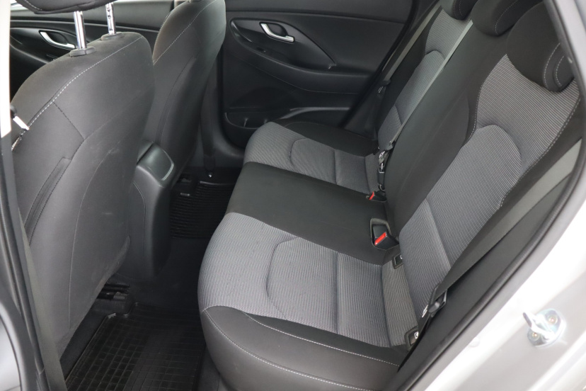 Hyundai i30, 2022