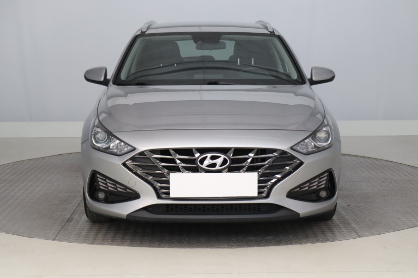 Hyundai i30, 2022