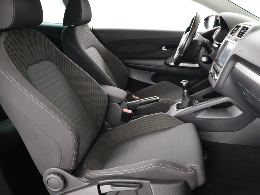 Volkswagen Scirocco, 2010
