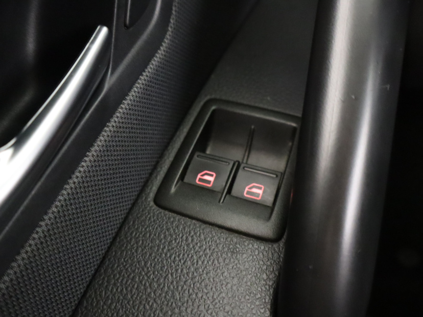 Volkswagen Scirocco, 2010