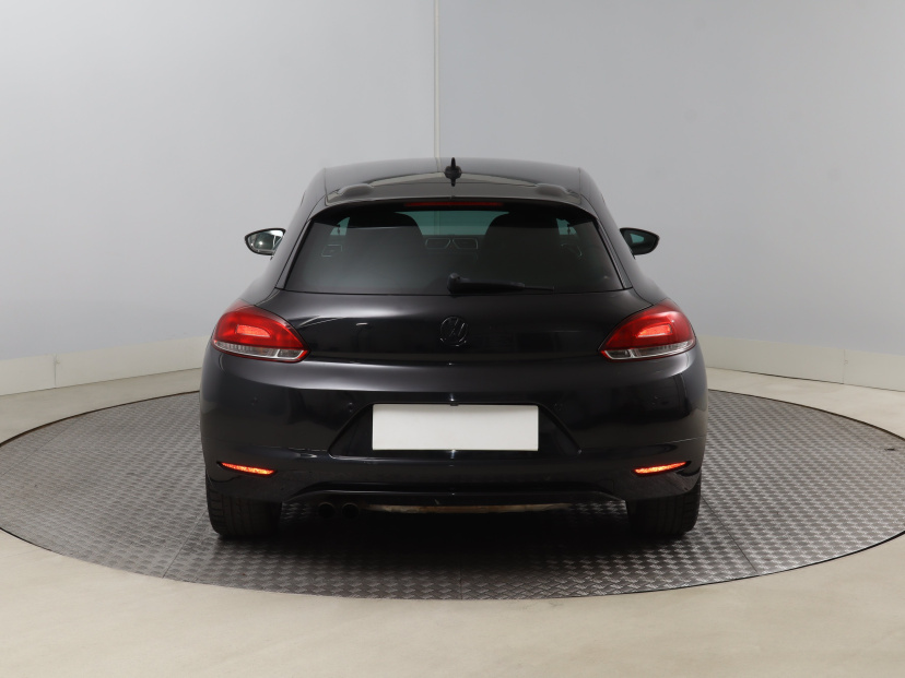 Volkswagen Scirocco, 2010