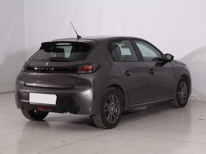 Peugeot 208, 2022