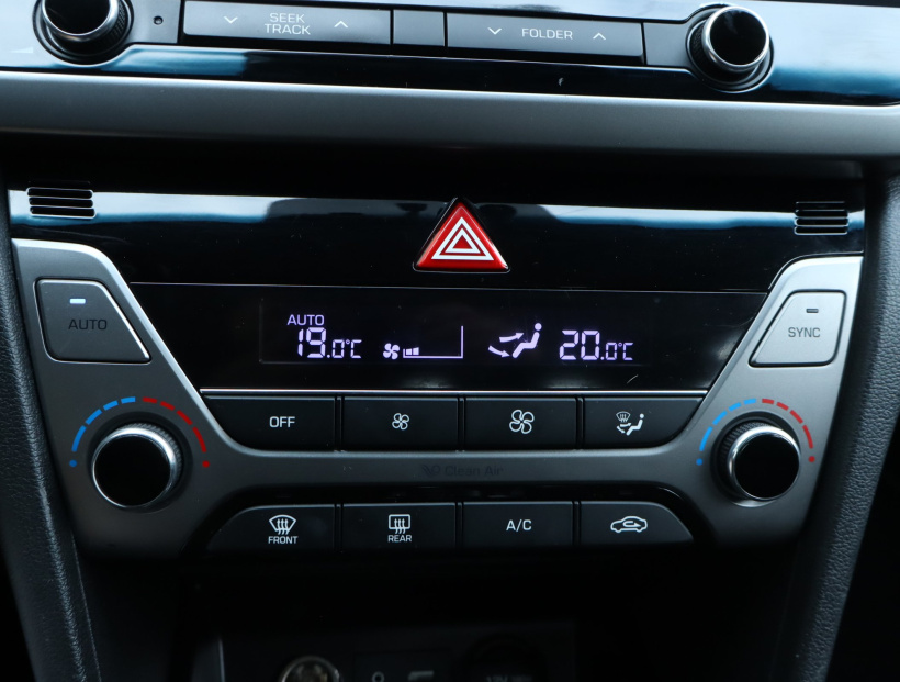 Hyundai Elantra, 2017