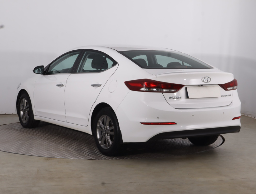 Hyundai Elantra, 2017