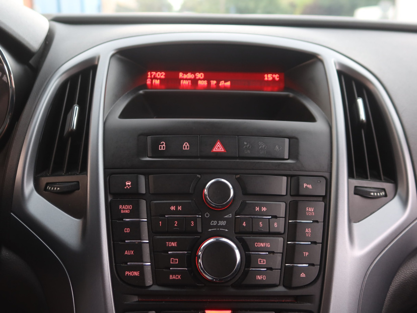 Opel Astra, 2013