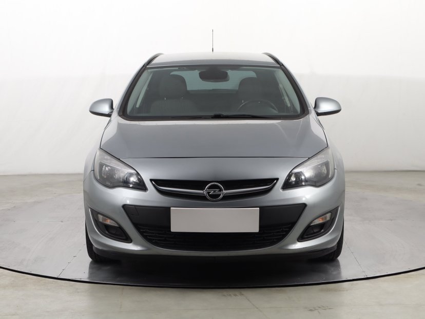 Opel Astra, 2013