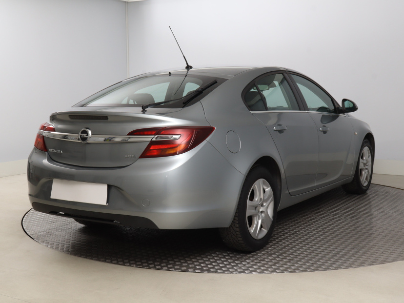 Opel Insignia, 2015