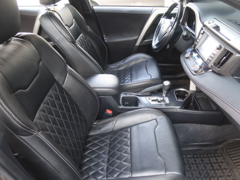 Toyota RAV 4, 2016