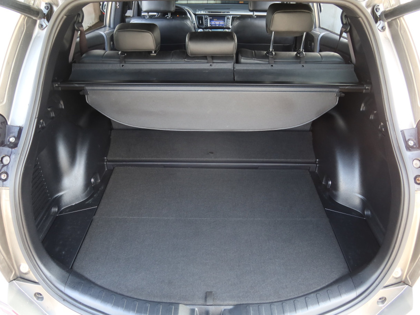 Toyota RAV 4, 2016