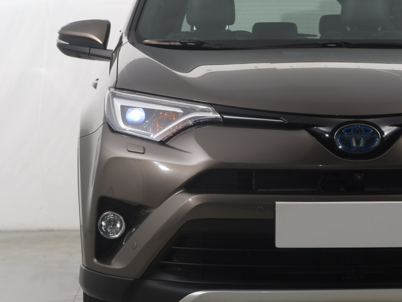 Toyota RAV 4, 2016