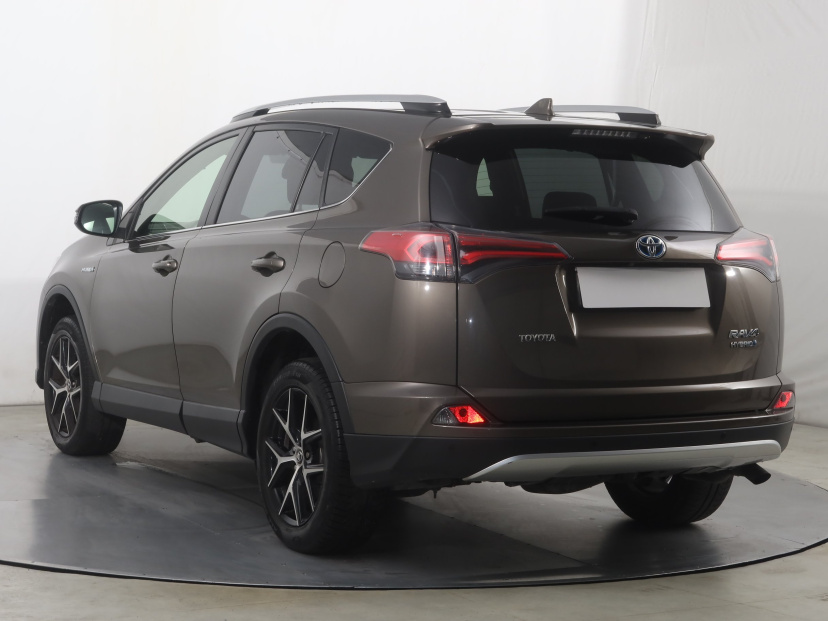 Toyota RAV 4, 2016