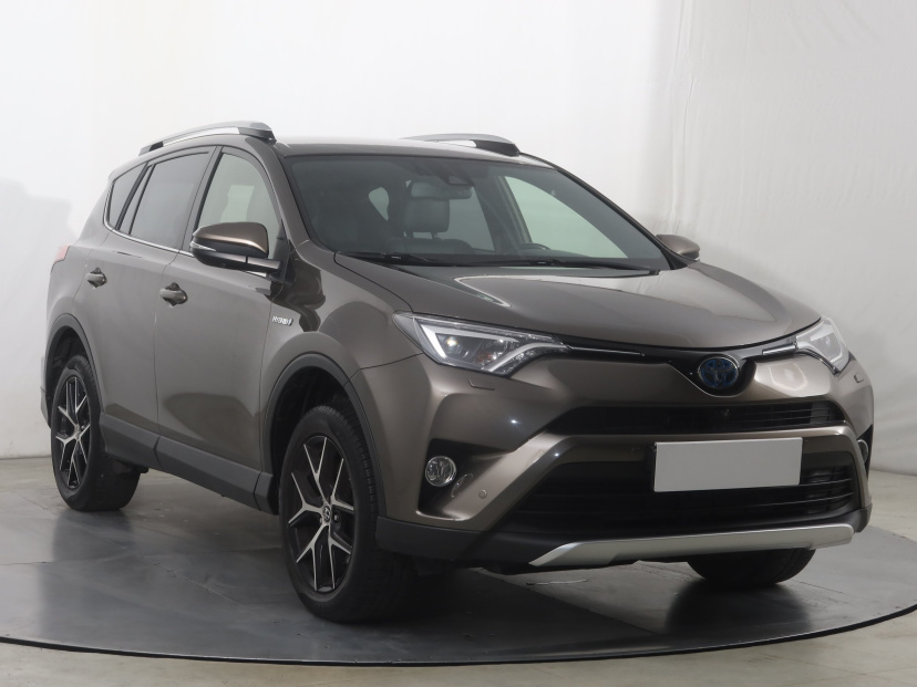 Toyota RAV 4, 2016