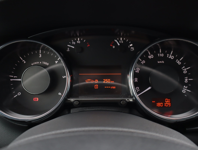 Peugeot 3008, 2013