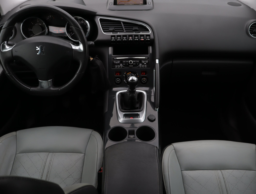 Peugeot 3008, 2013