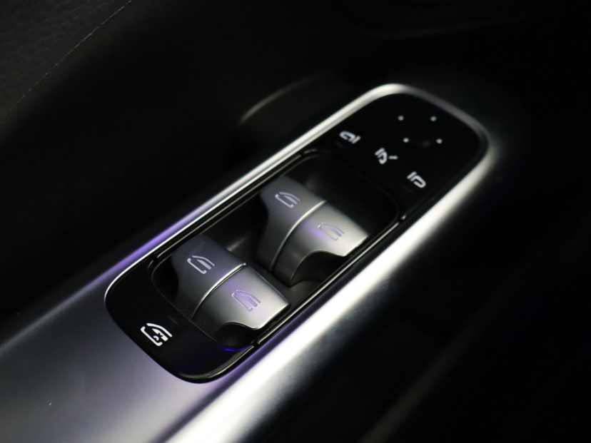 Mercedes-Benz C, 2022