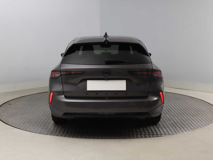 Opel Astra, 2024