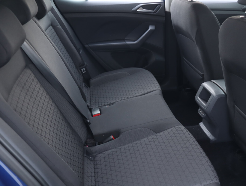 Volkswagen T-Cross, 2019