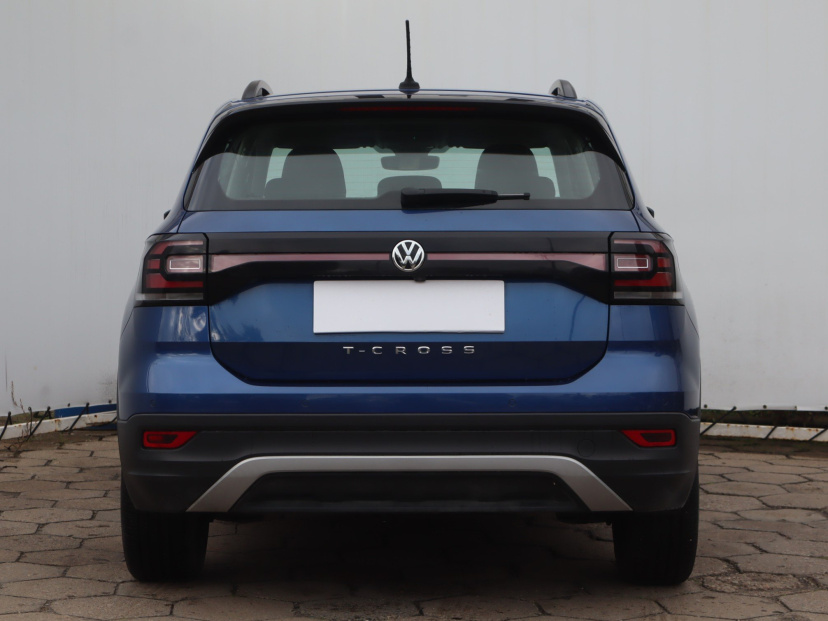 Volkswagen T-Cross, 2019