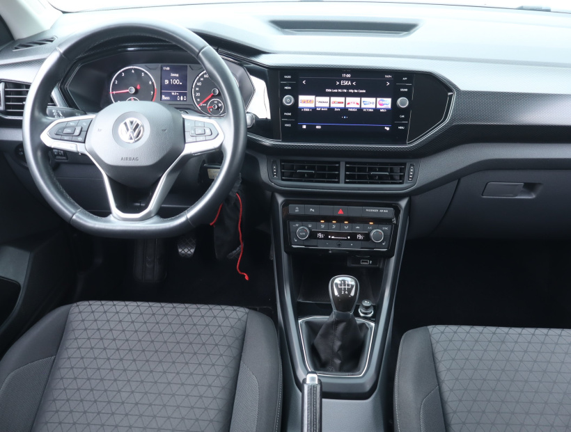 Volkswagen T-Cross, 2019