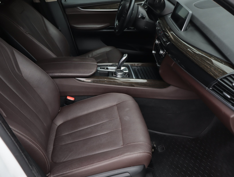BMW X5, 2015