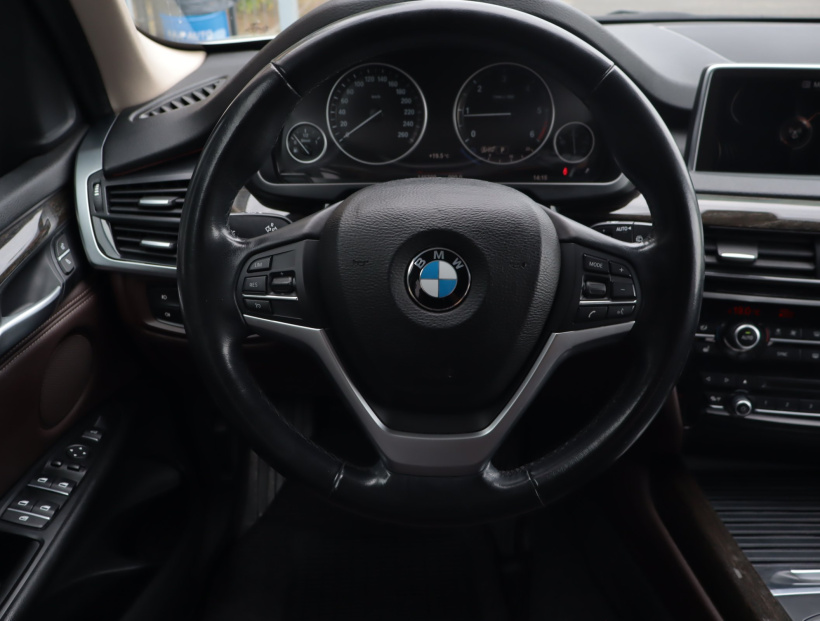 BMW X5, 2015