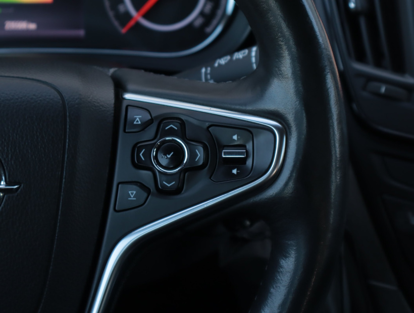 Opel Insignia, 2013