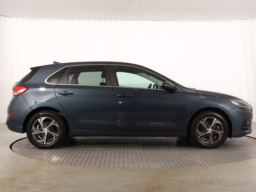 Hyundai i30, 2021