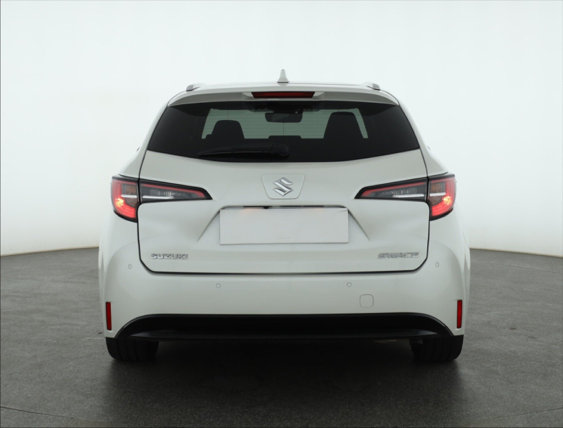 Suzuki Swace, 2021