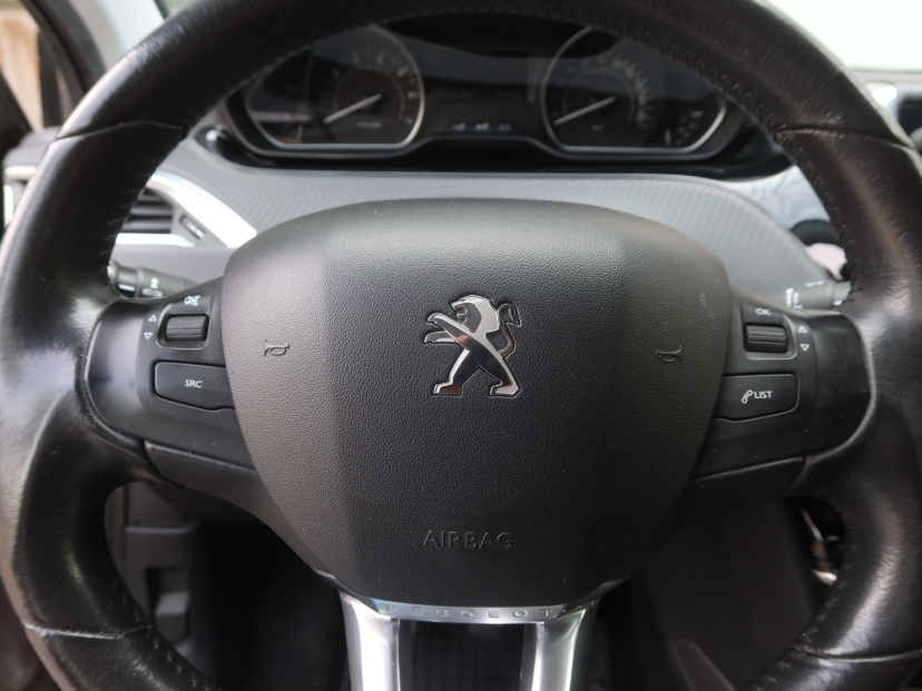 Peugeot 2008, 2017