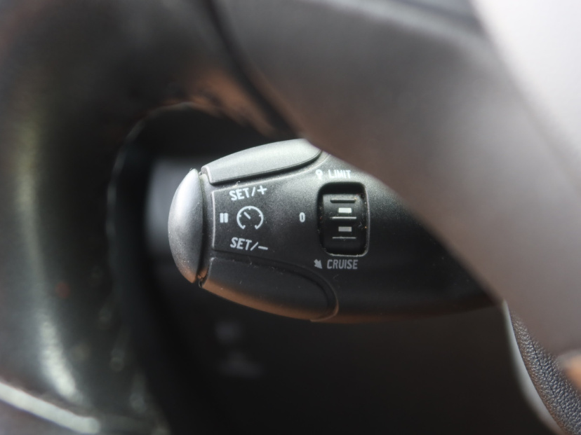 Peugeot 2008, 2017