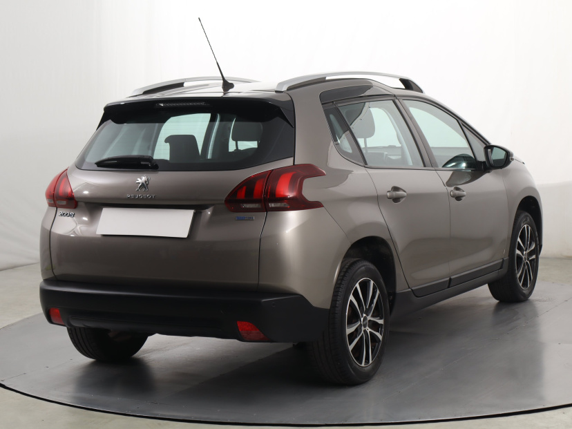 Peugeot 2008, 2017