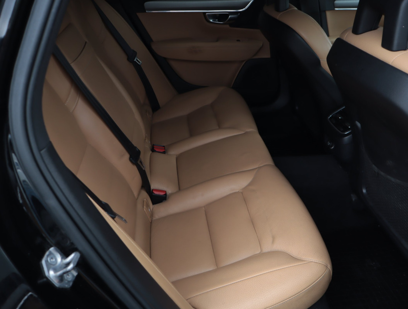Volvo V90, 2018
