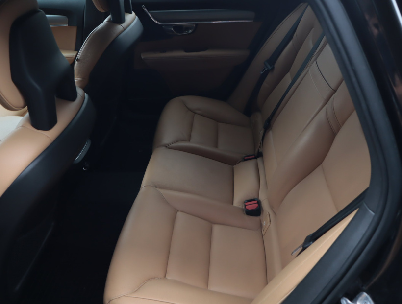 Volvo V90, 2018