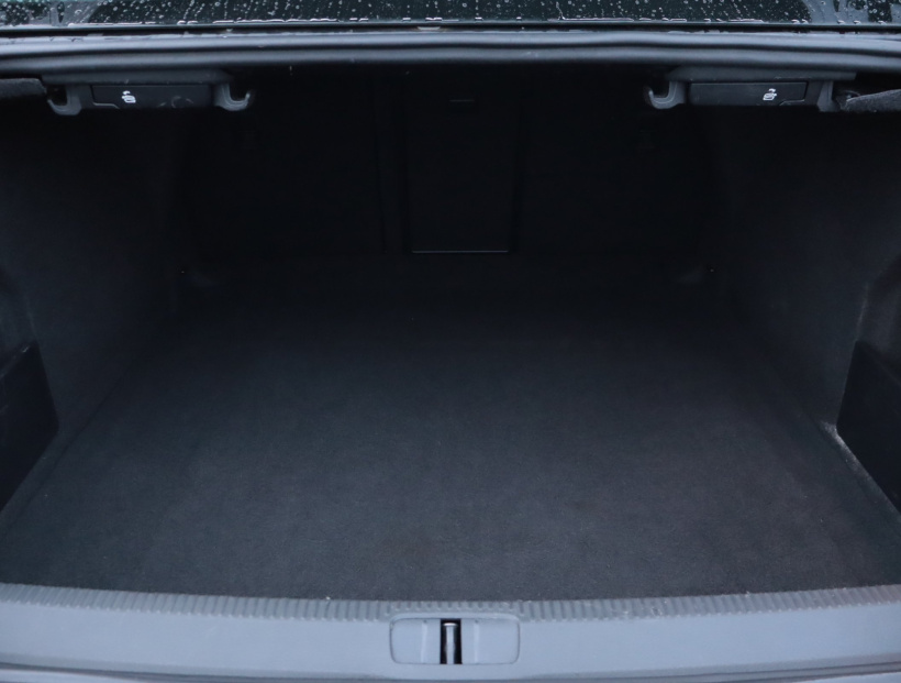 Volkswagen Passat, 2012