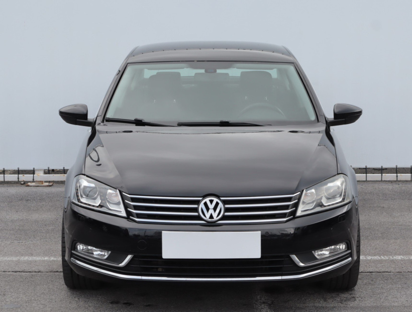 Volkswagen Passat, 2012