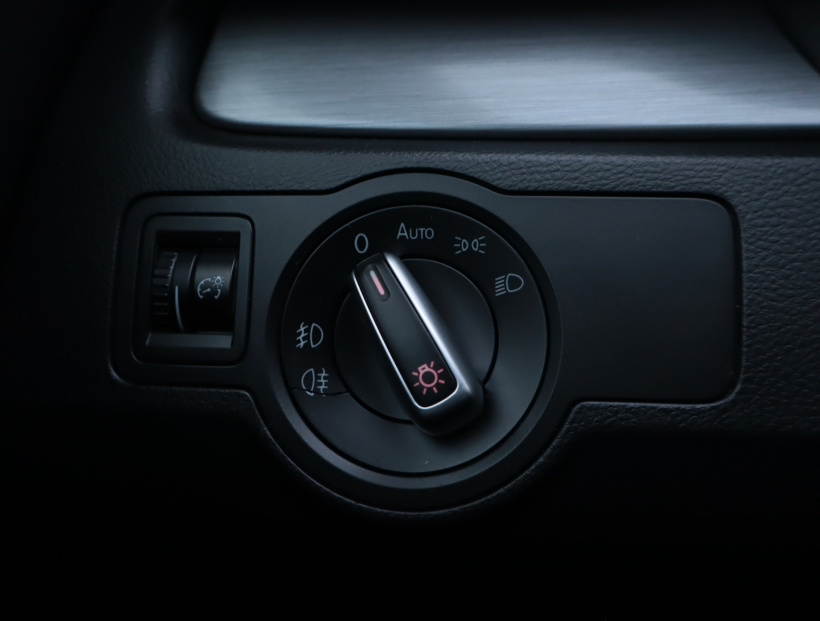 Volkswagen Passat, 2012