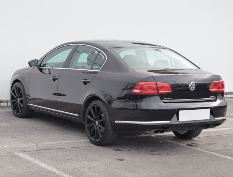 Volkswagen Passat, 2012