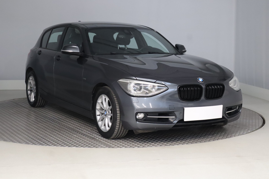 BMW 118i, 2012