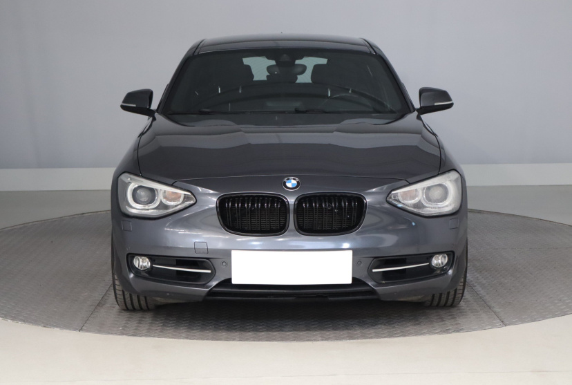 BMW 1, 2012
